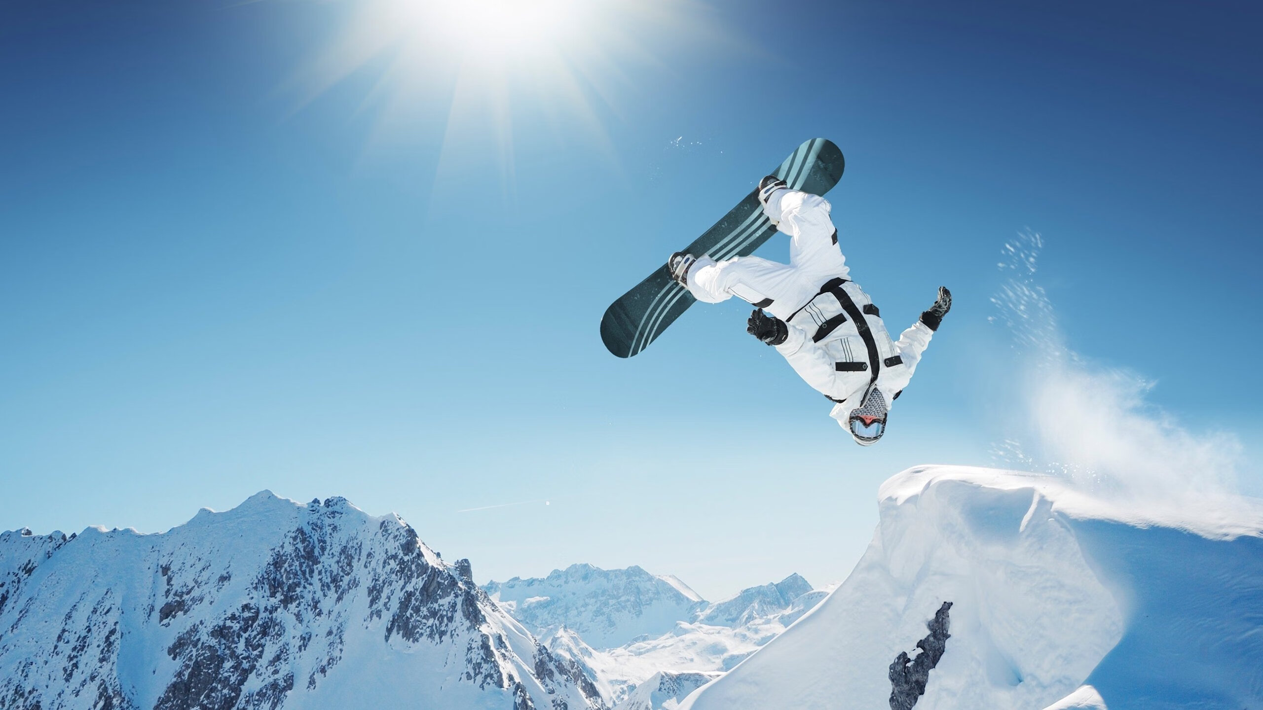 “雪地传说：白色战场上的速度传奇”，雪地传说书籍