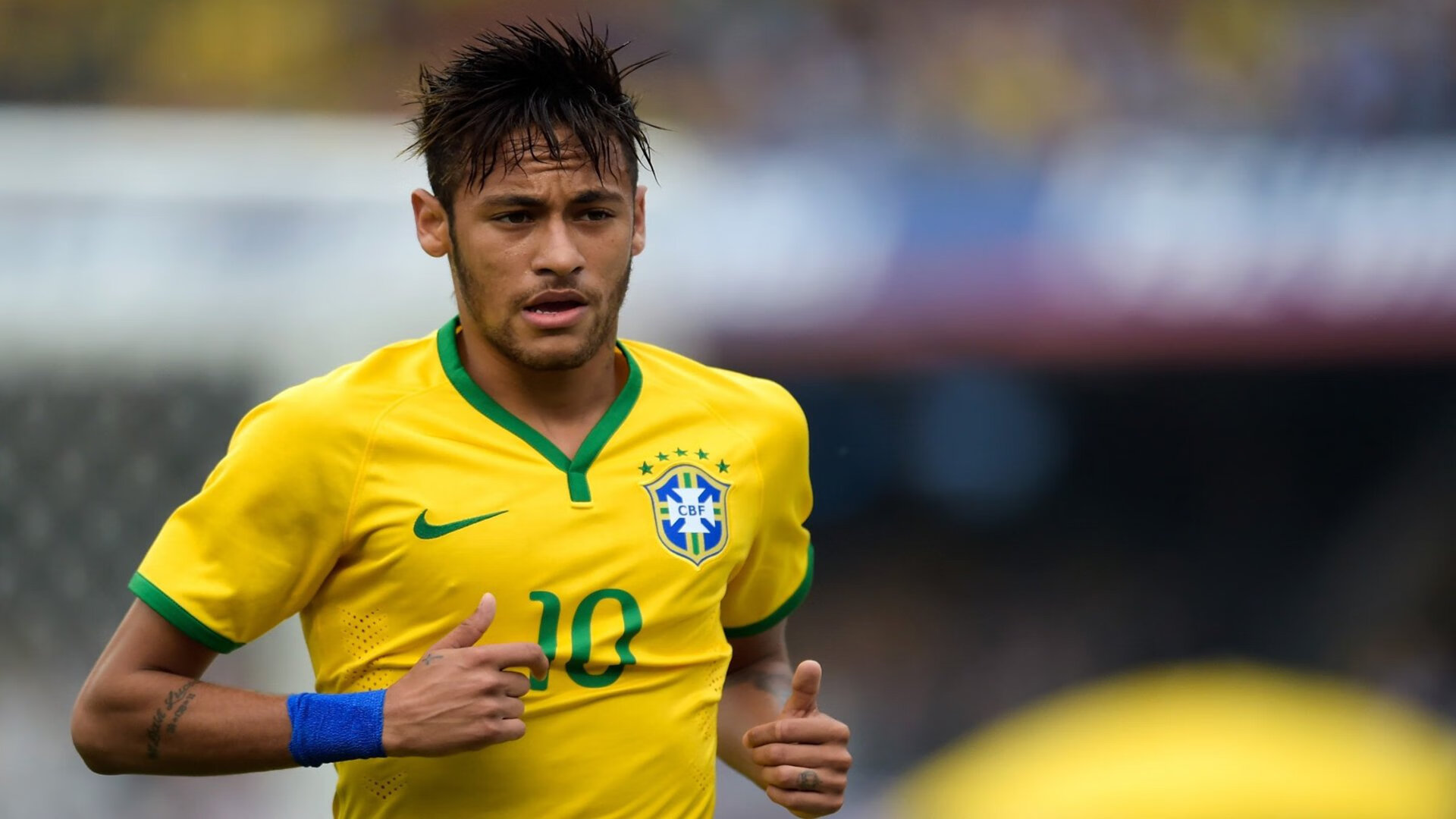 开云体育俱乐部官网-旅顺足球特色小镇带动区域经济快速增长，旅顺胜道室内足球场