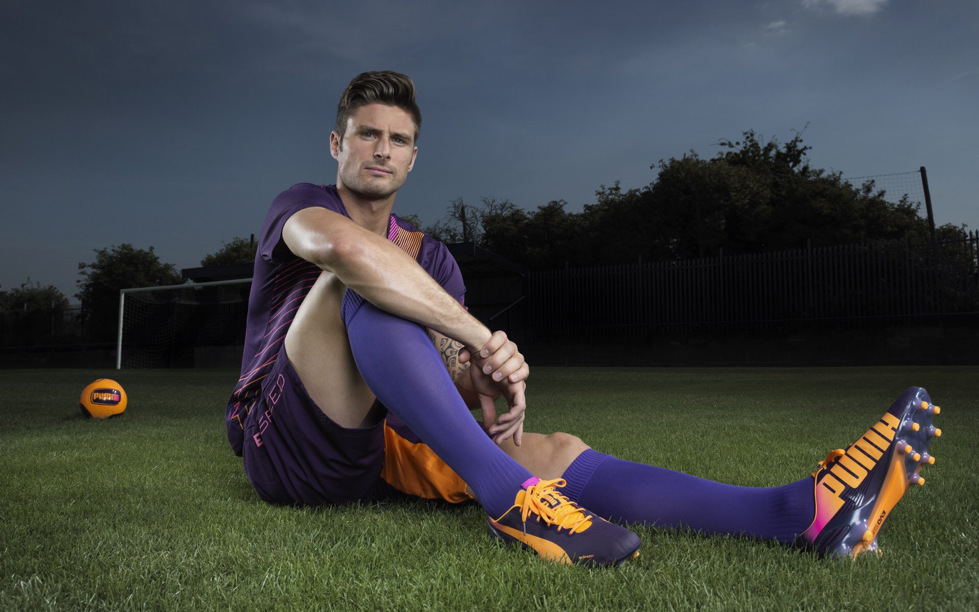 未来“足球巨星”闪耀欧冠舞台，星光无限，未来足球新星