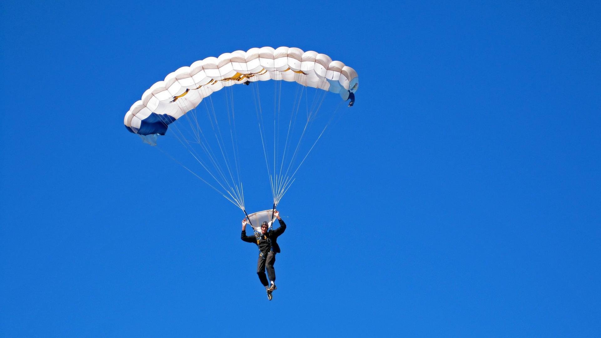 KAIYUNAPP-电竞赛事粉丝经济价值提升，电竞粉丝数据